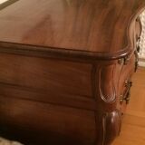 Bordeaux chest of drawers