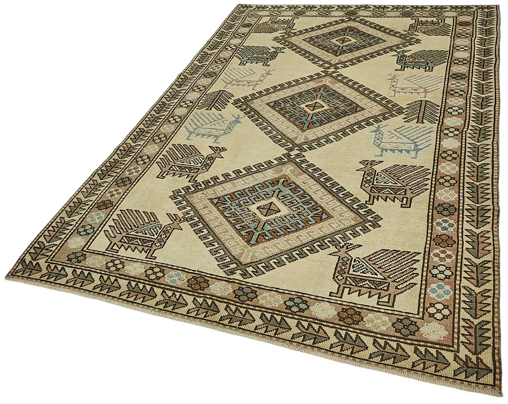Turkish Vintage Anatolian Rug 154 cm x 247 cm