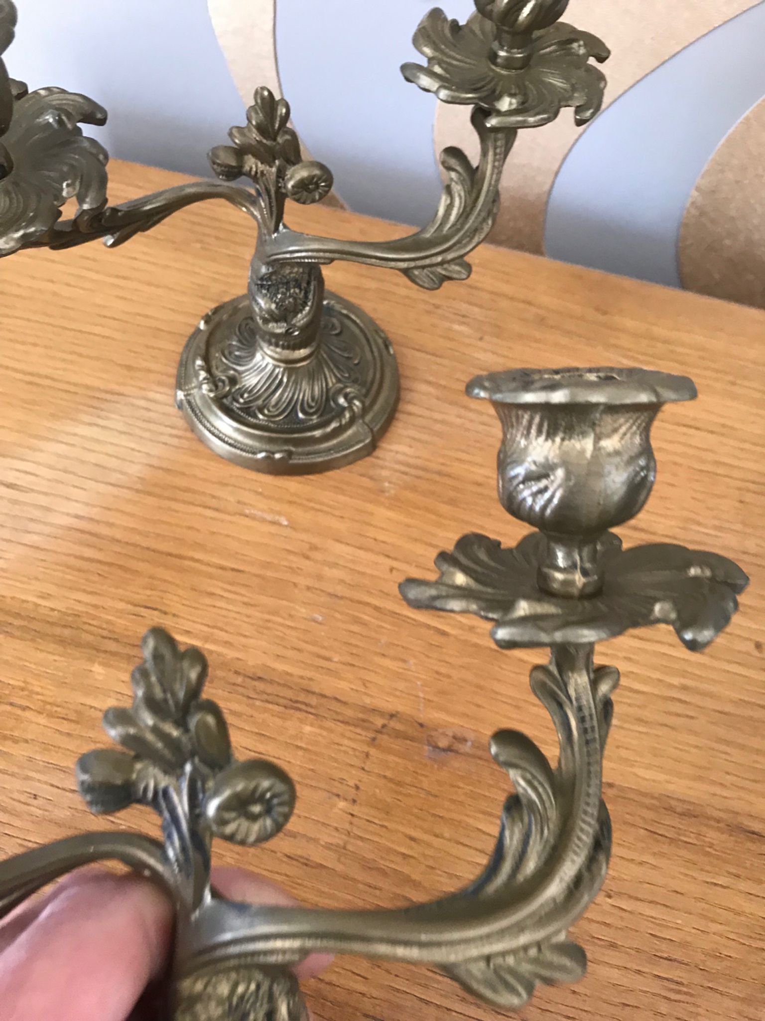 Paire de chandelier ciselé
