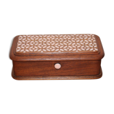 Wooden jewelry box
