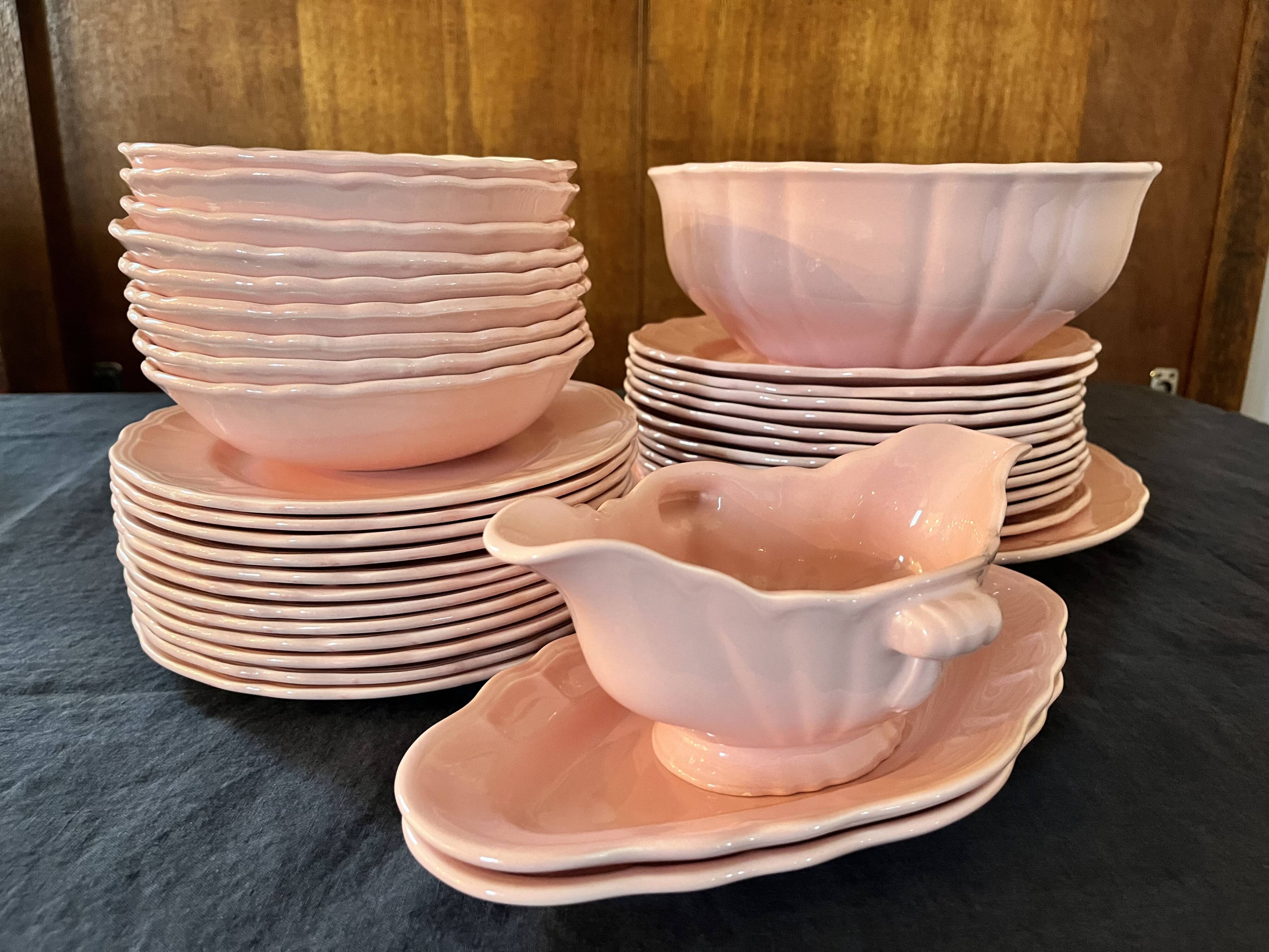 Salins 38 Piece Pink Dinnerware Set