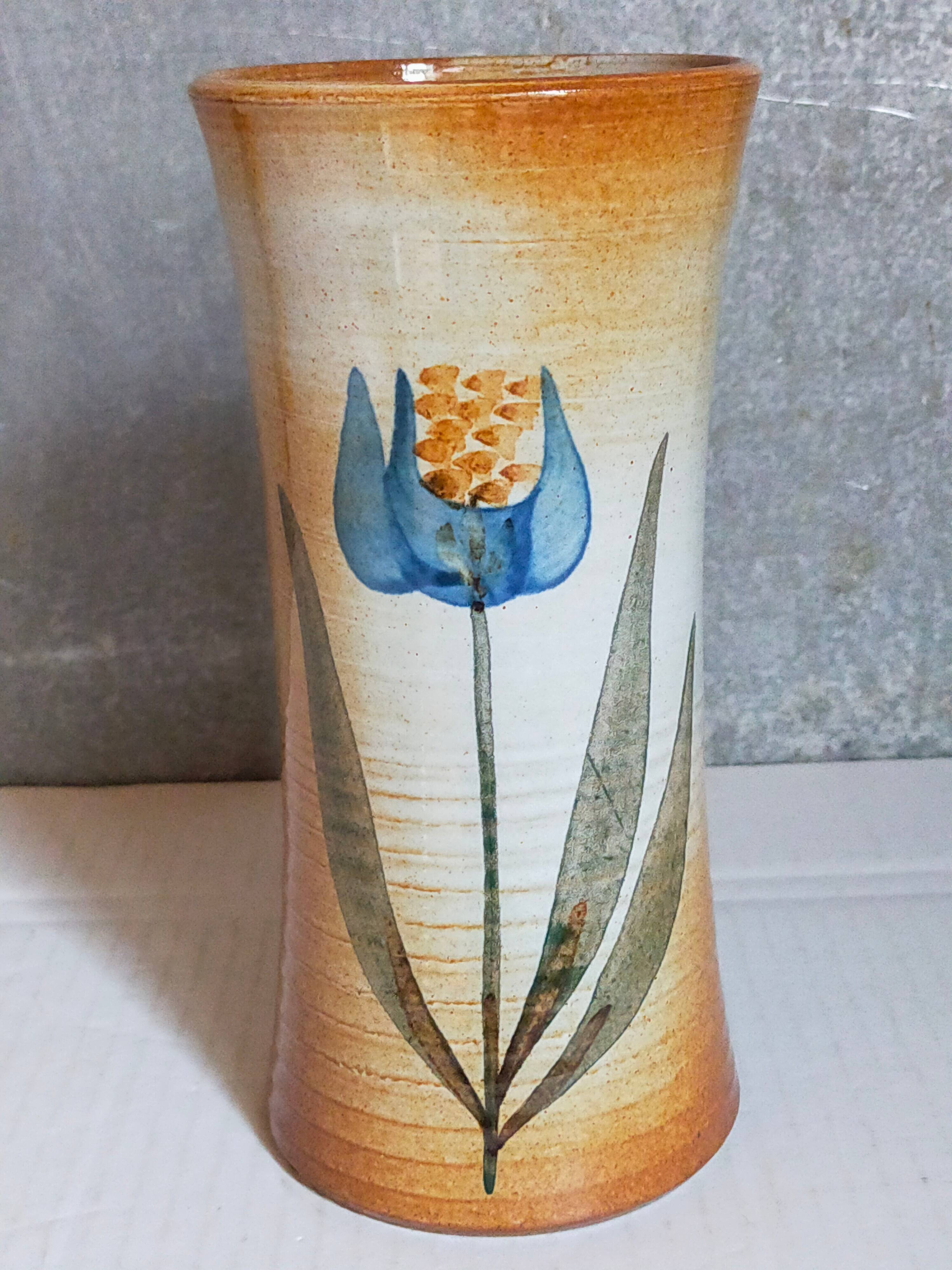 Vintage enameled stoneware potter's diabolo vase