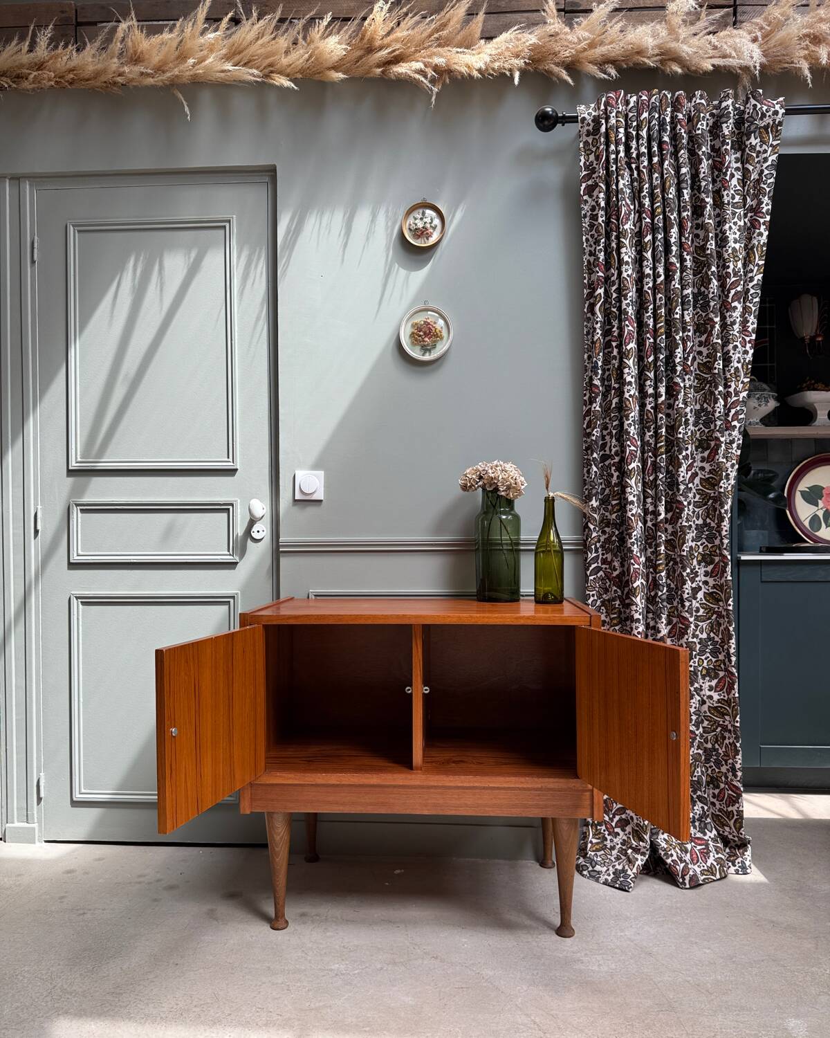 Petit buffet scandinave en teck