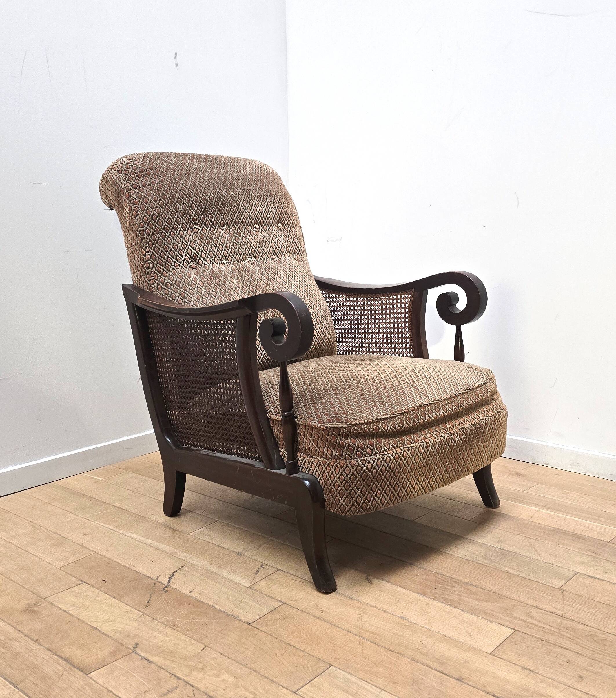 Vintage English style armchair