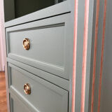 Vintage Louis XVI style chest of drawers – sage green paint, doorknobs