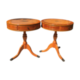 Set of 2 matching coffee tables near