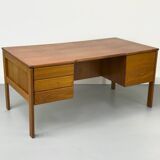 Bureau danois en teck avec porte et tiroirs par Bornholm, années 1970