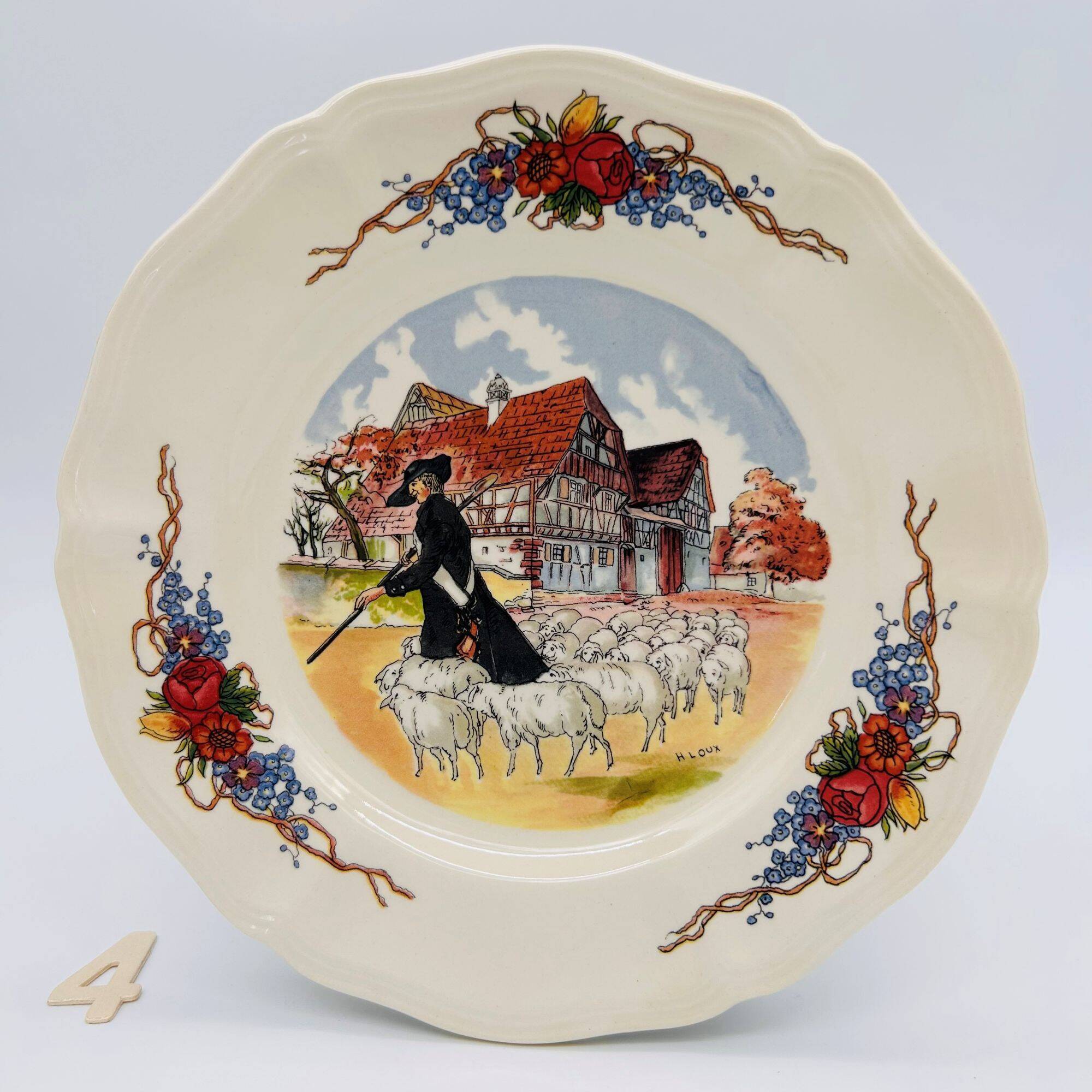 6 dessert plates "Obernai" from the Sarreguemines pottery.
