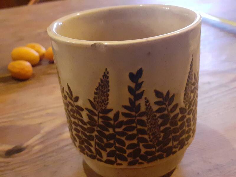 English stoneware mug cup