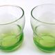 2 verres anciens  Verre coloré transparent