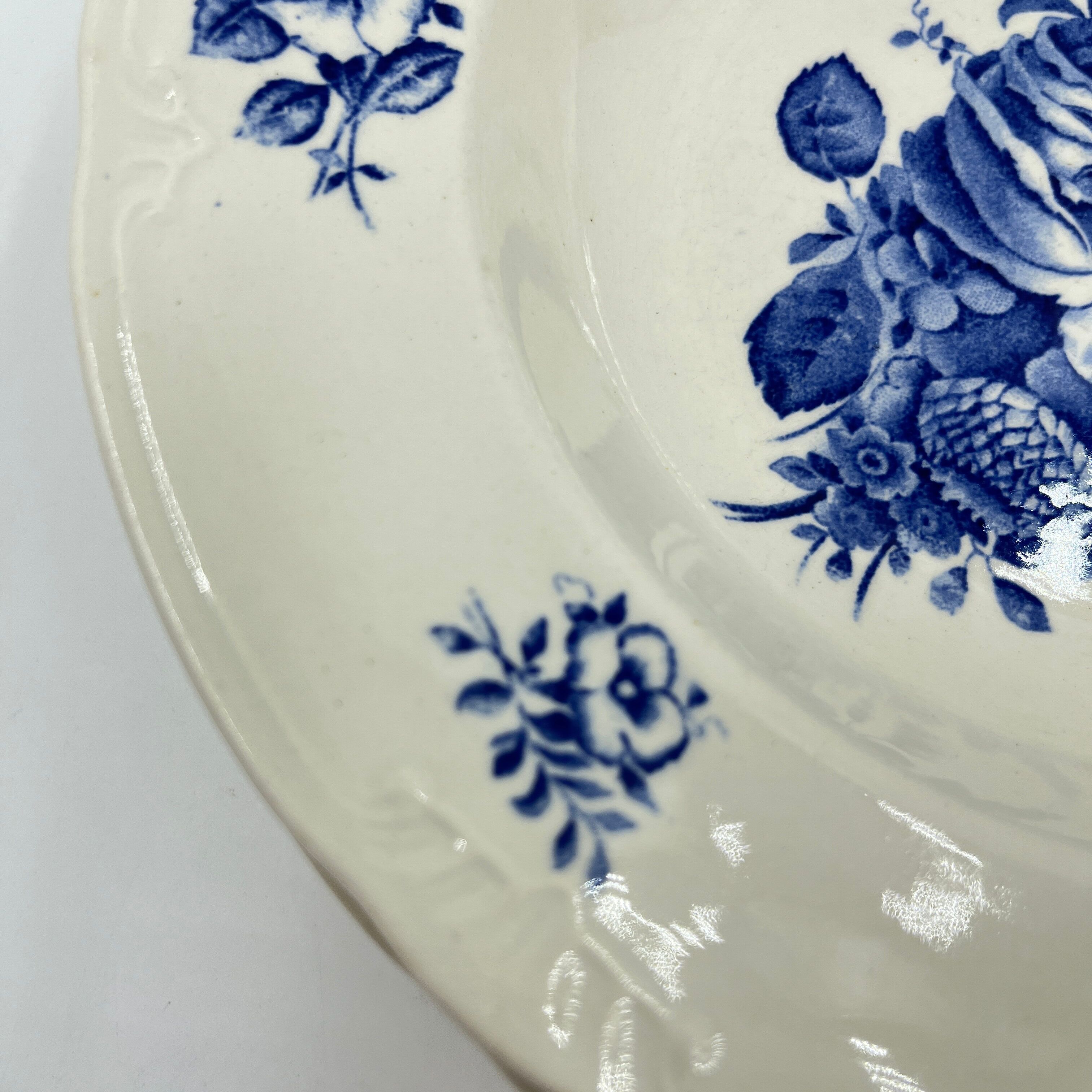 Set of 20 plates Boch Frères décor Rhodia
