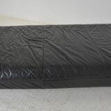 Day bed, vintage bench sofa dating from the 70s.