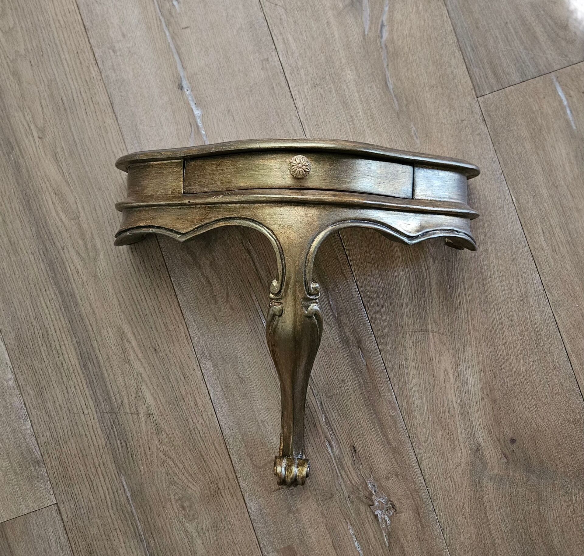 Console d'applique murale en bois doré sculpté Style Louis XV