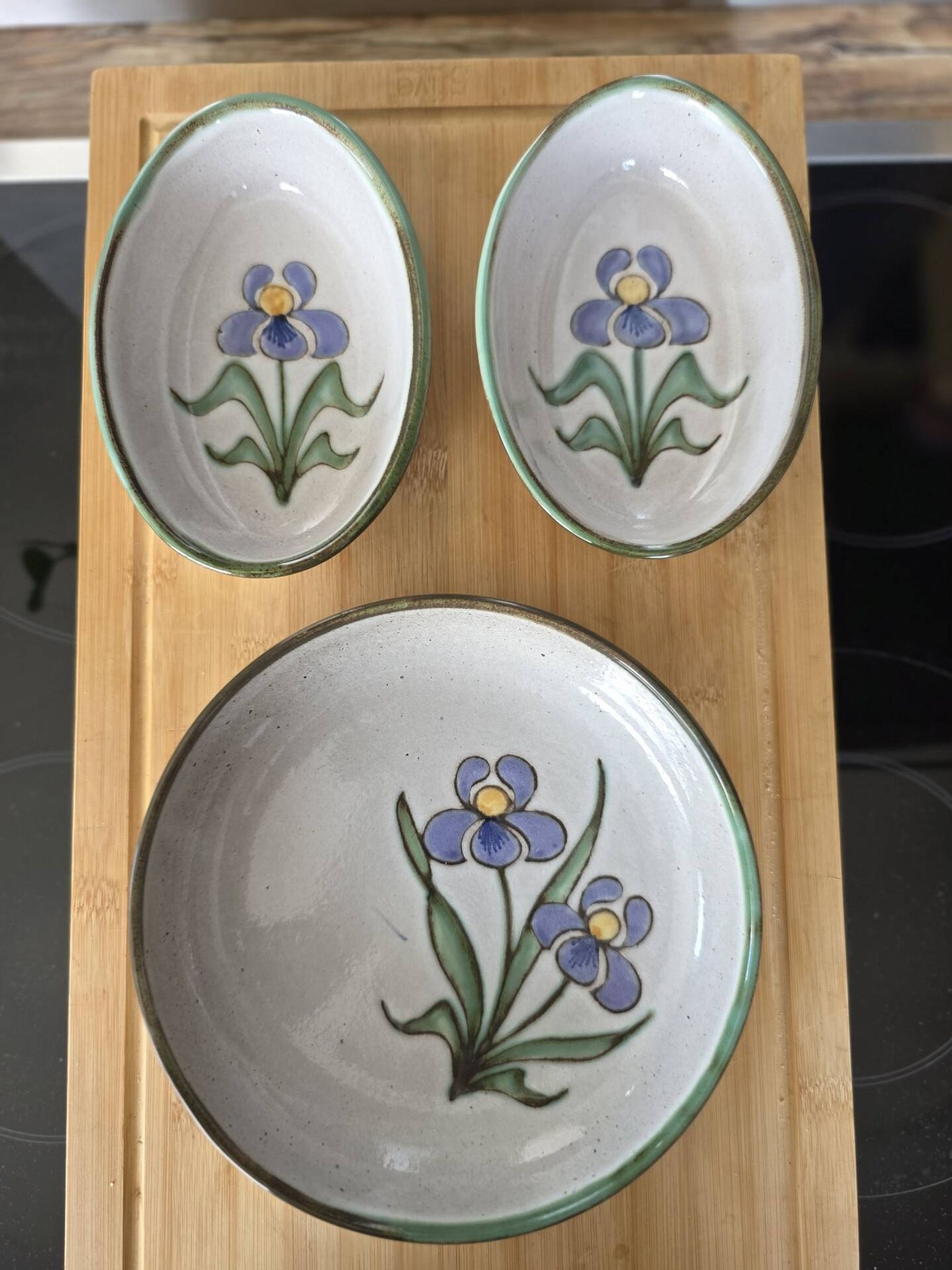 Lot of 3 ceramic pieces Natoli Vallauris – Iris decoration