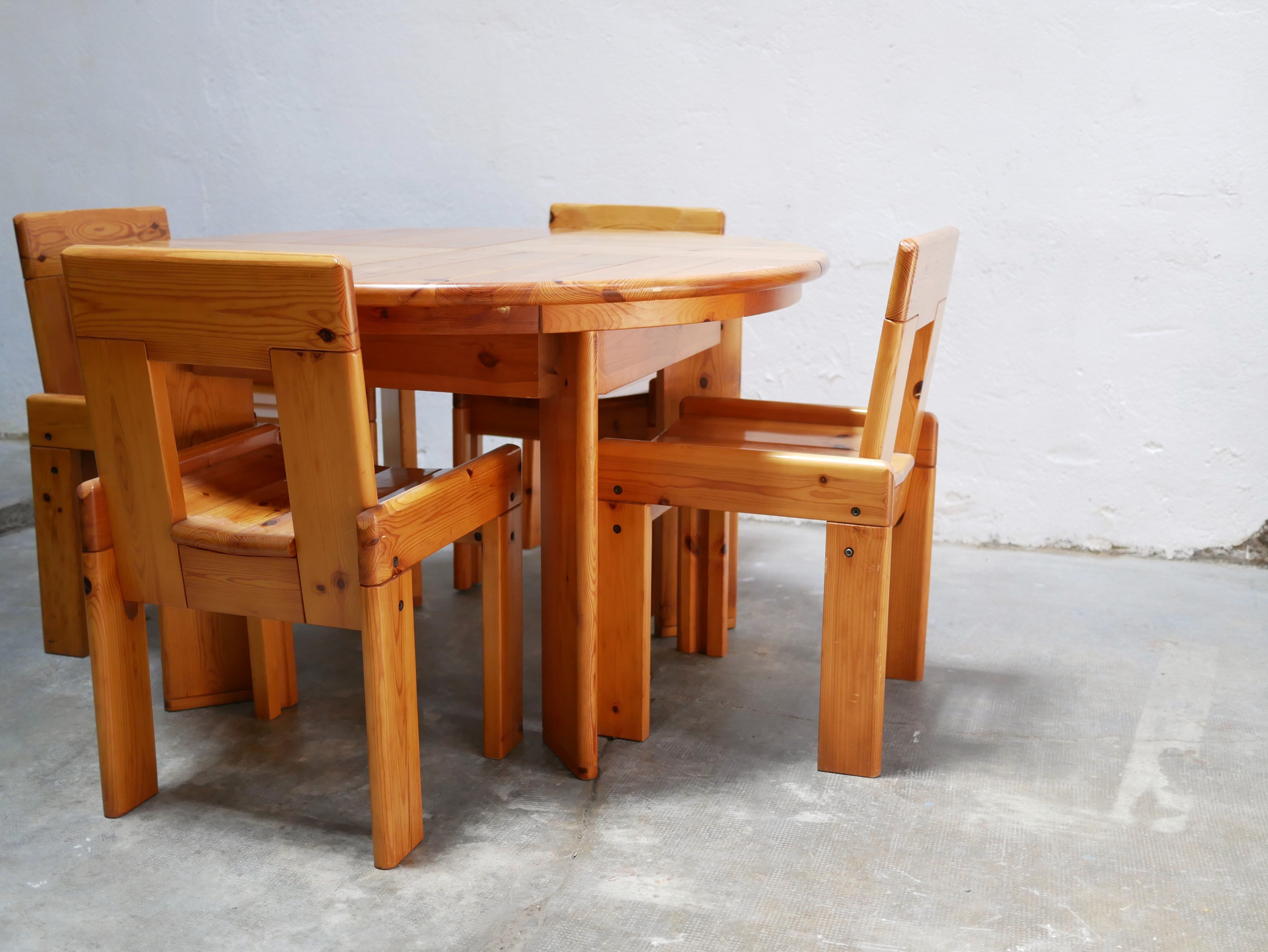 Vintage stretch dining table and 4 chairs by S. Coppola for Roche Bobois