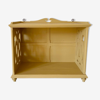 Fine yellow shelf XIXth