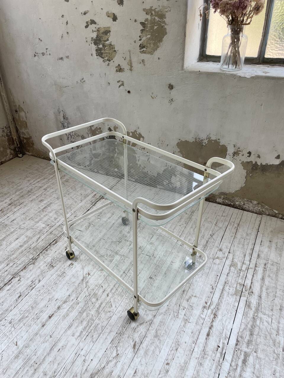 80s serving trolley
