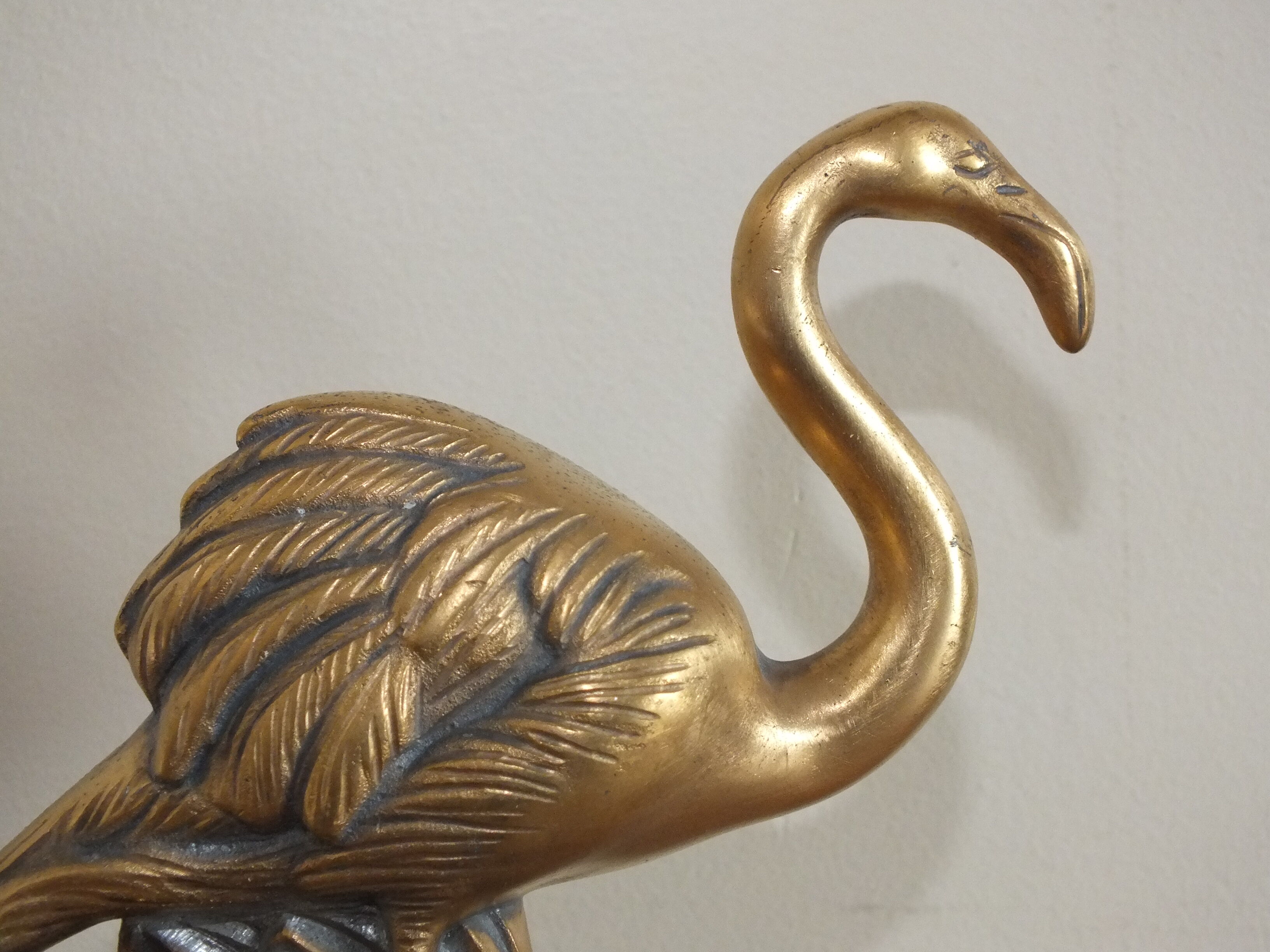Pink flamingo in bronze