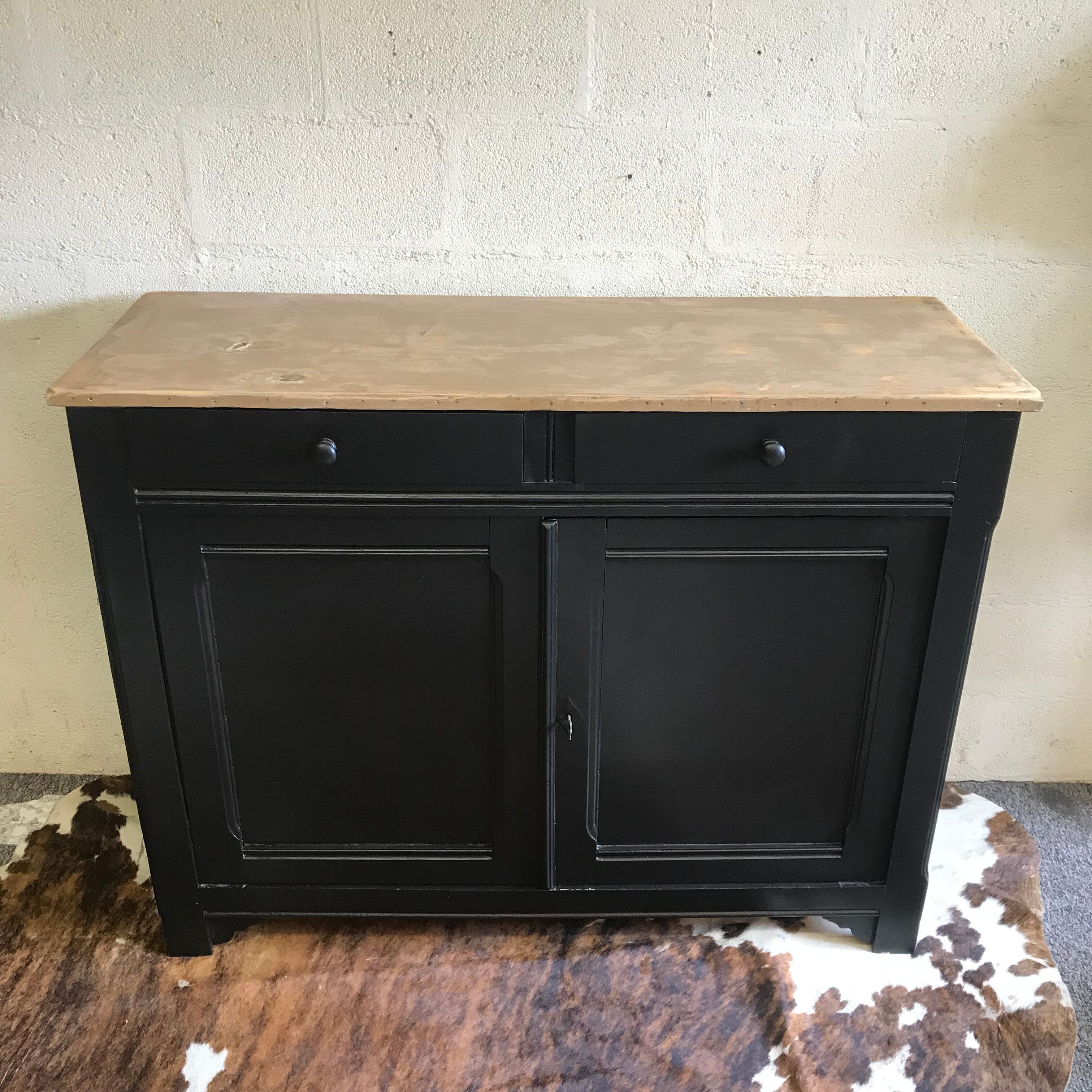Parisian buffet antique black absolute & wood tray