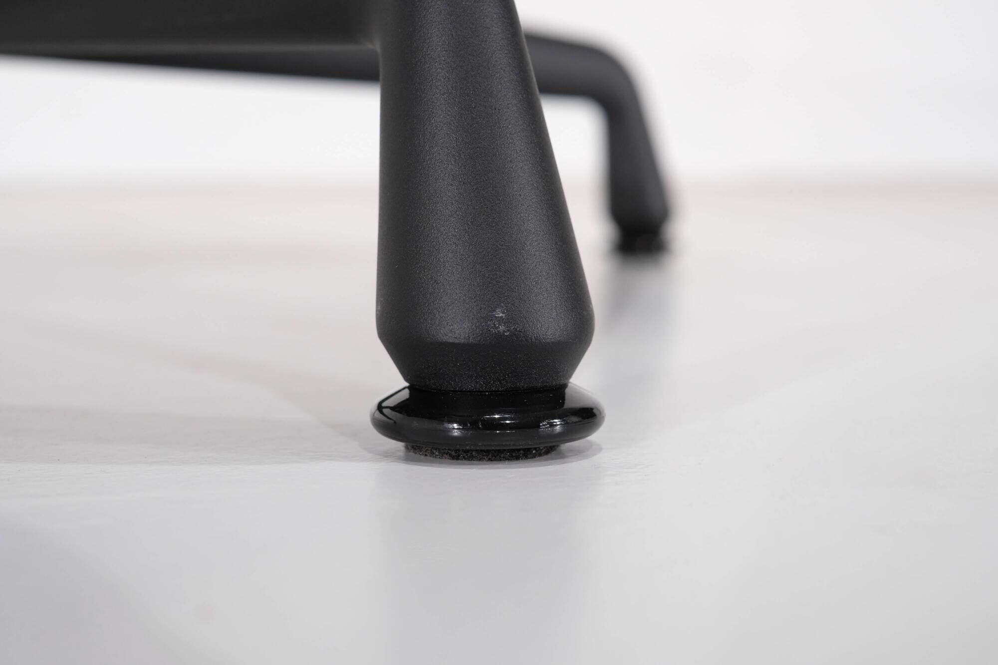 Ottoman Stool "EA 223" designed by Charles and Ray Eames for Vitra, Condition
