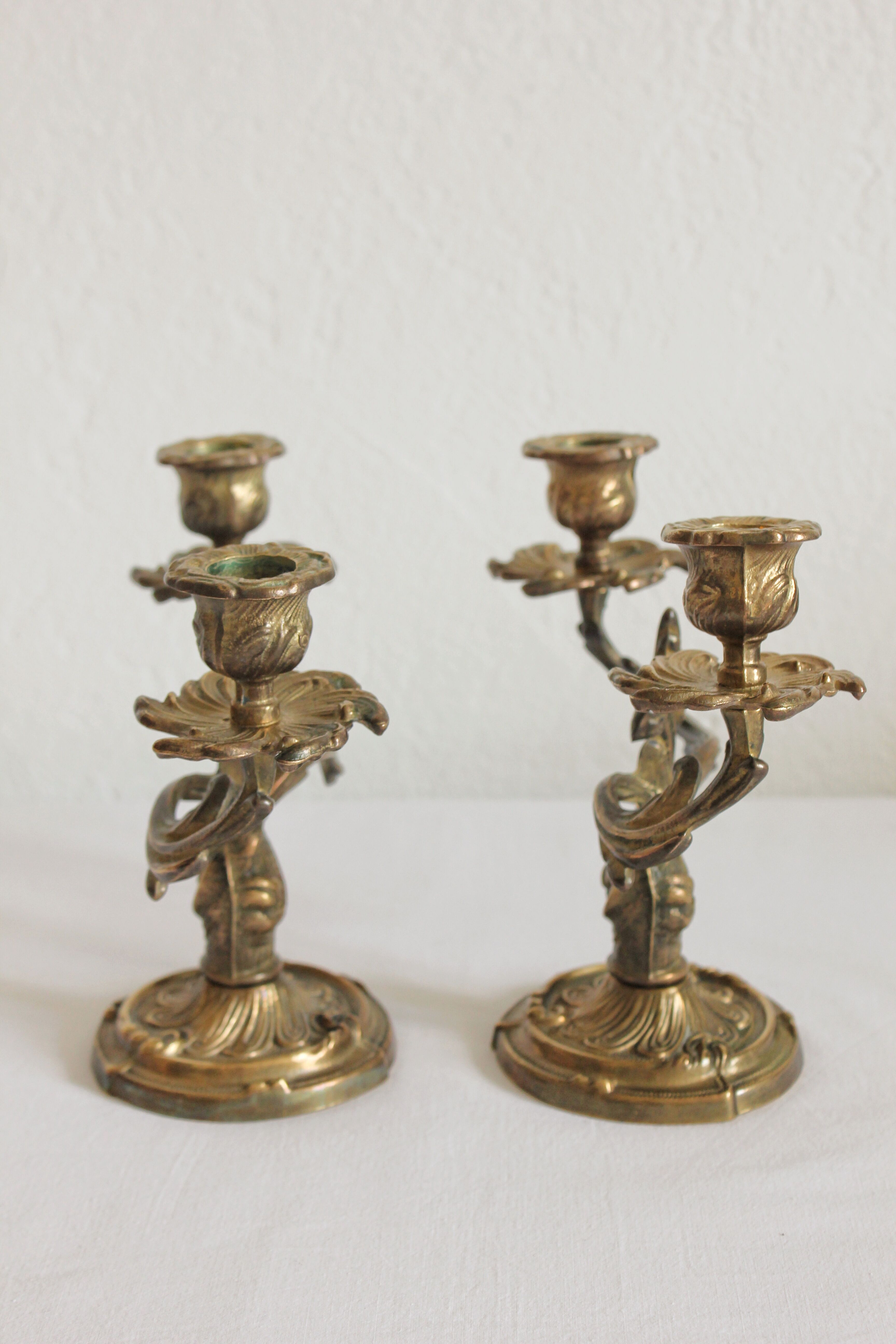 2 chandeliers bougeoirs deux bras en laiton doré vintage