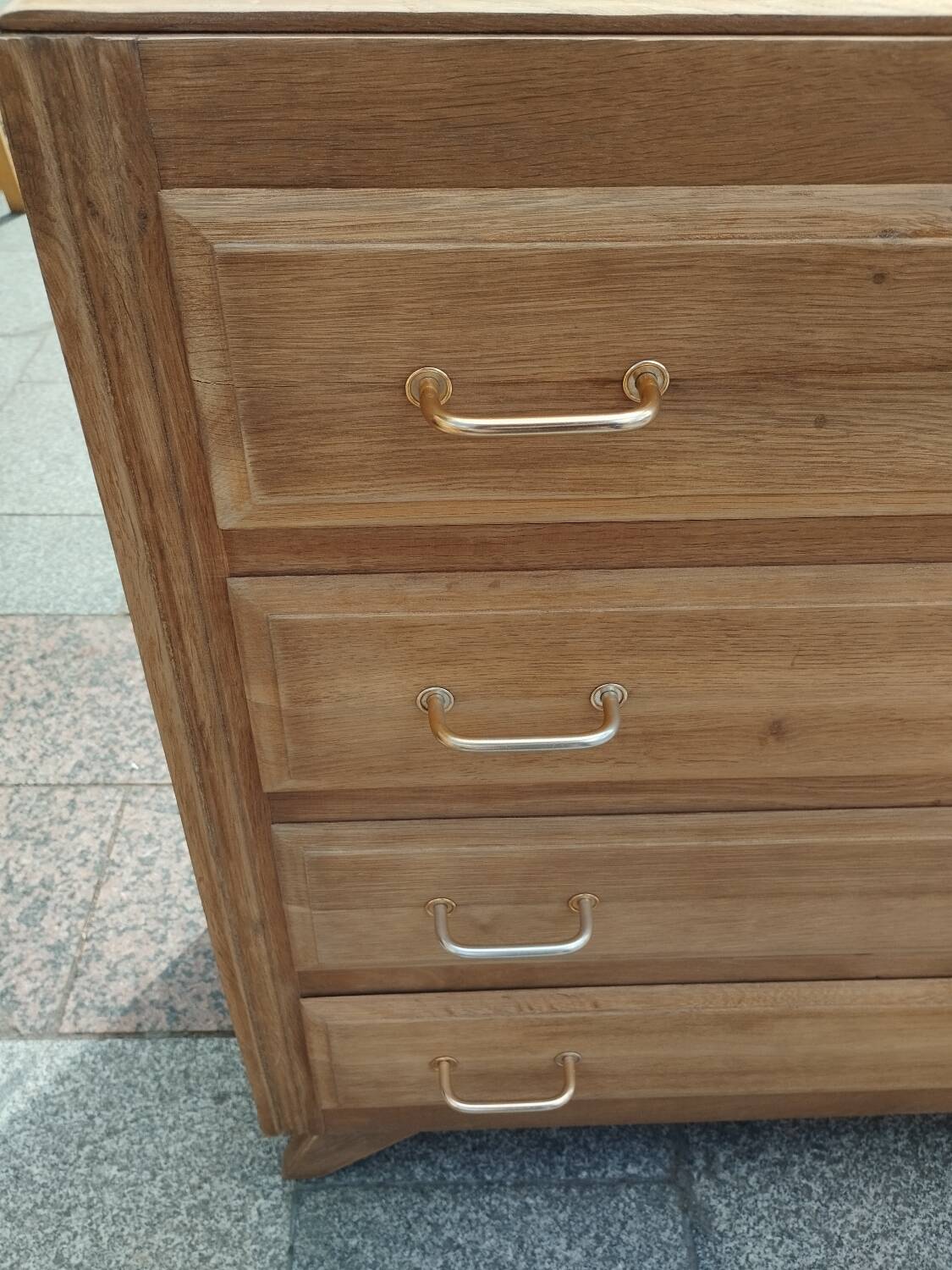 Commode vintage pieds compas