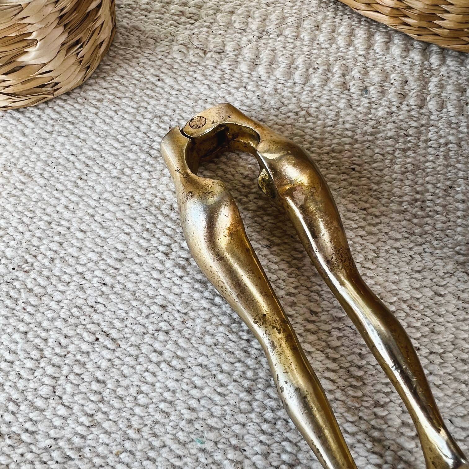 Brass nutcracker “les belles gambettes”