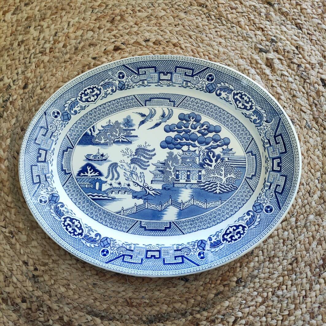 Moulin des Loups earthenware dish