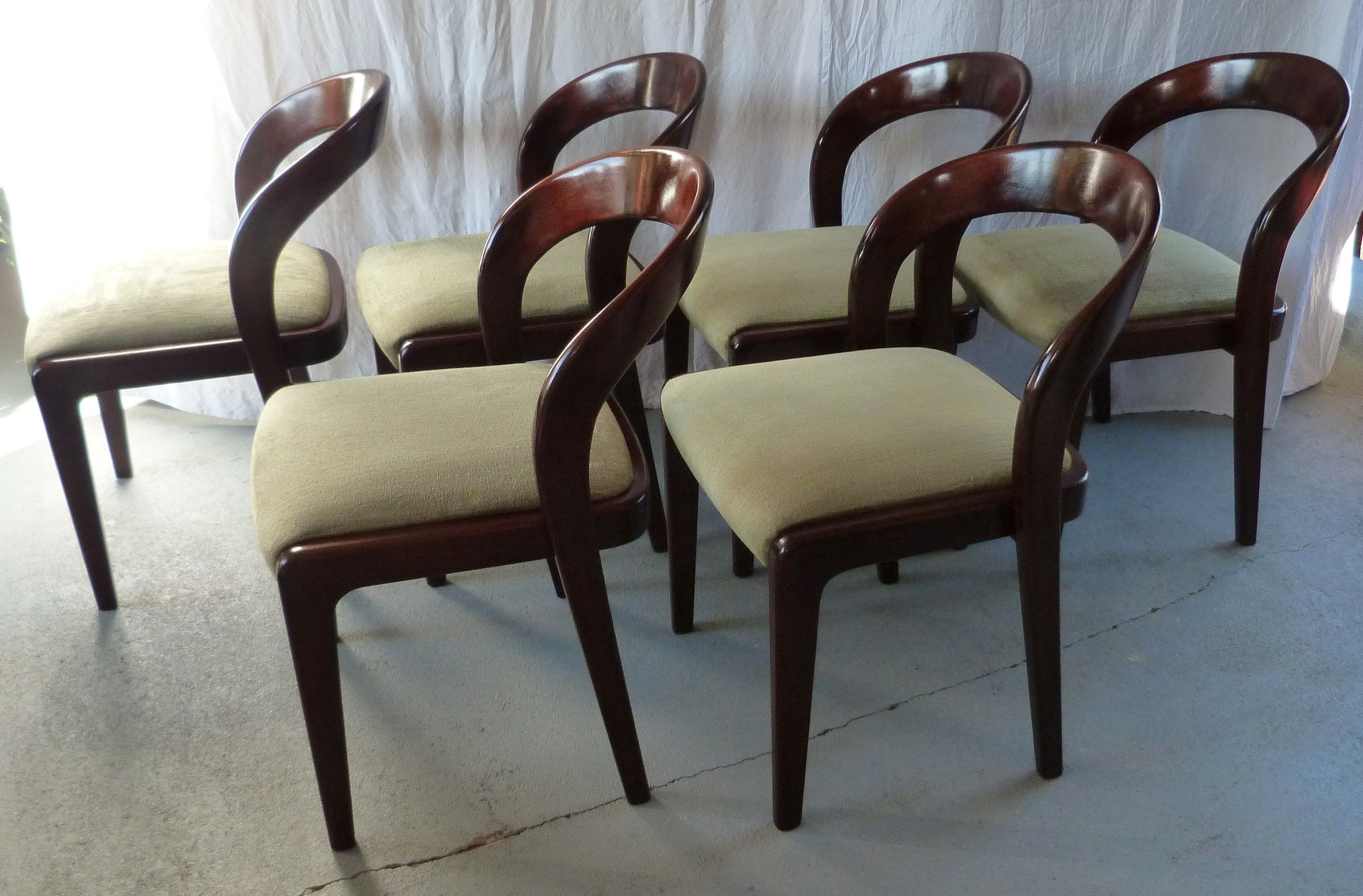 Suite of 6 chairs Gondola Baumann