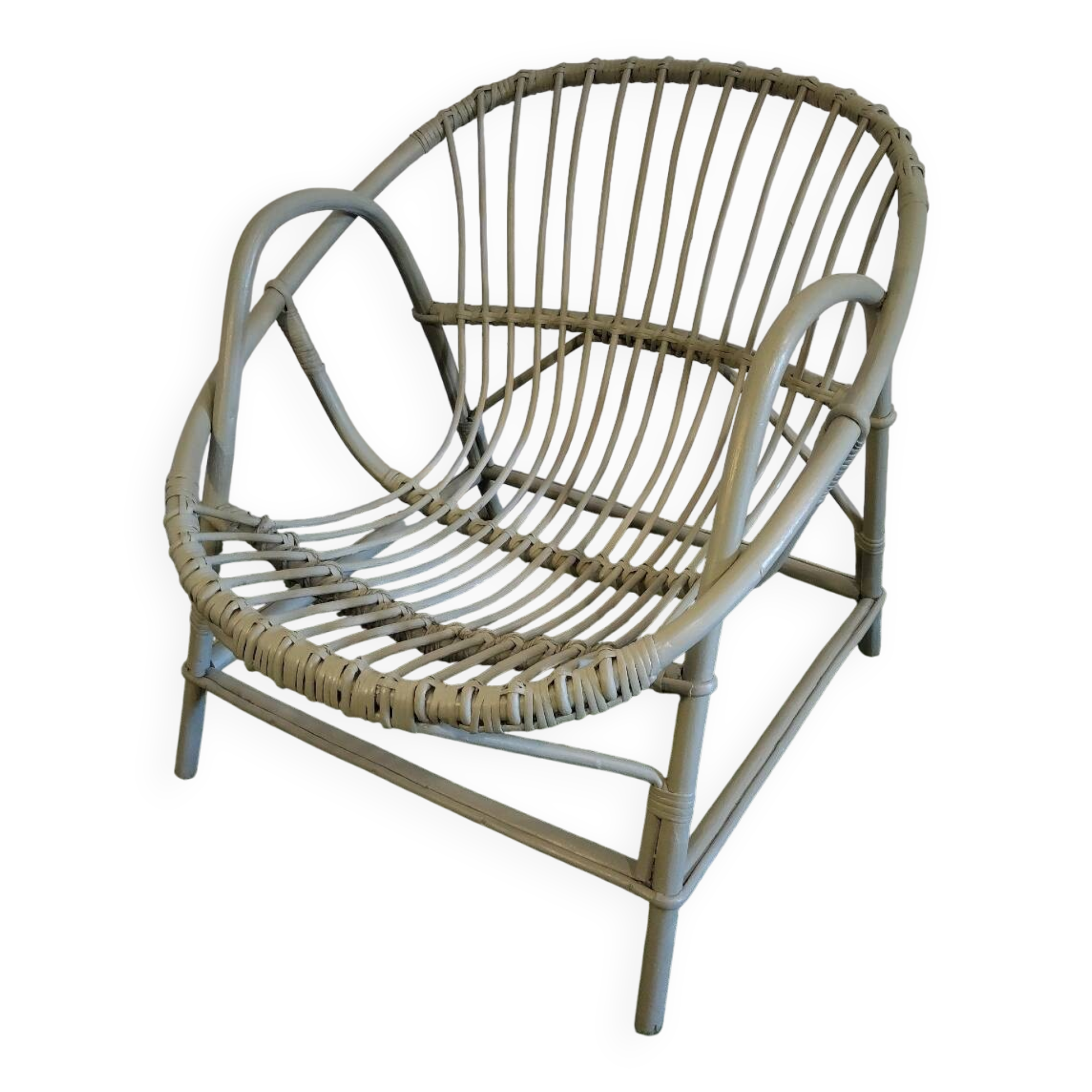 Fauteuil corbeille vintage en rotin – teinte vert gris