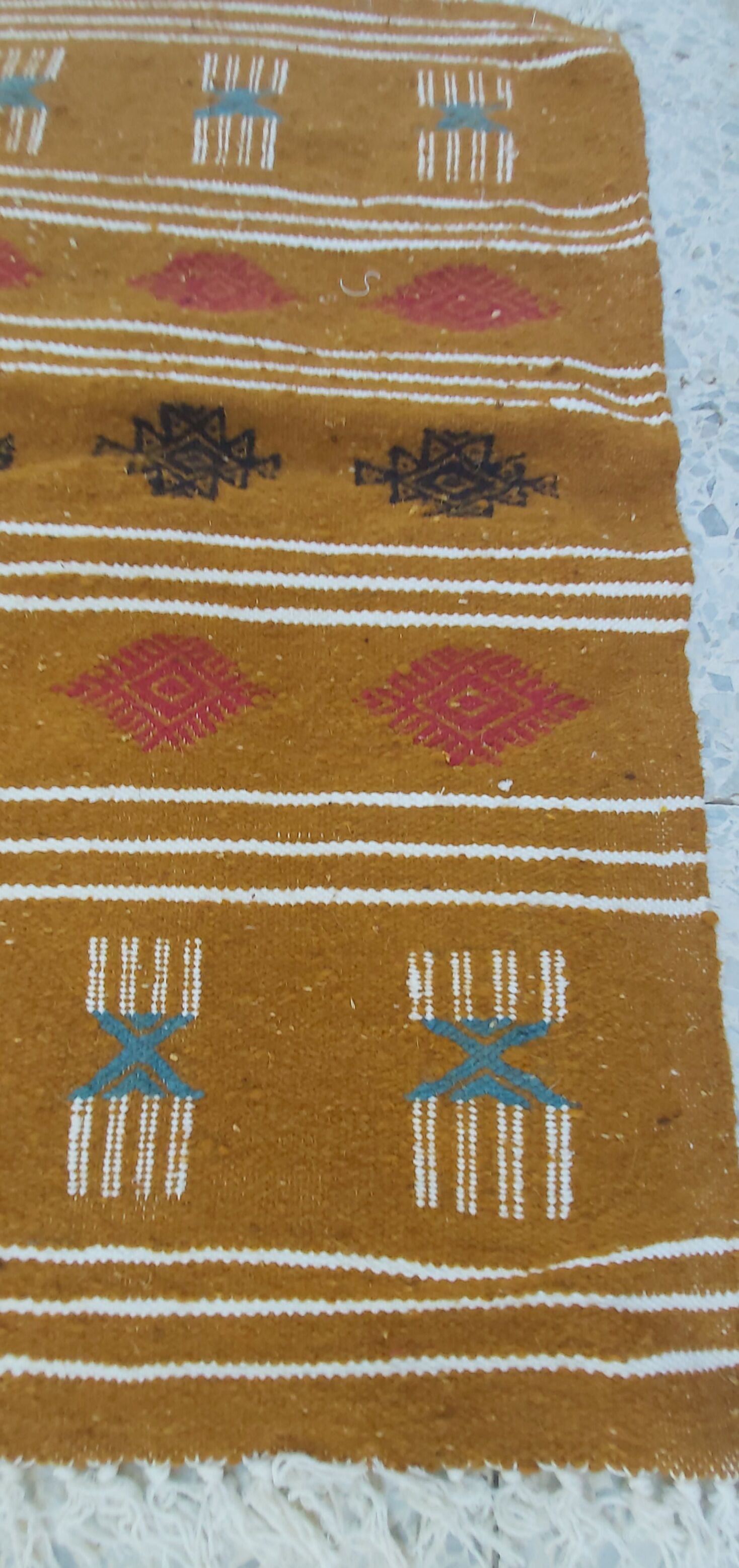 Tapis kilim multicolore fait main traditionnel