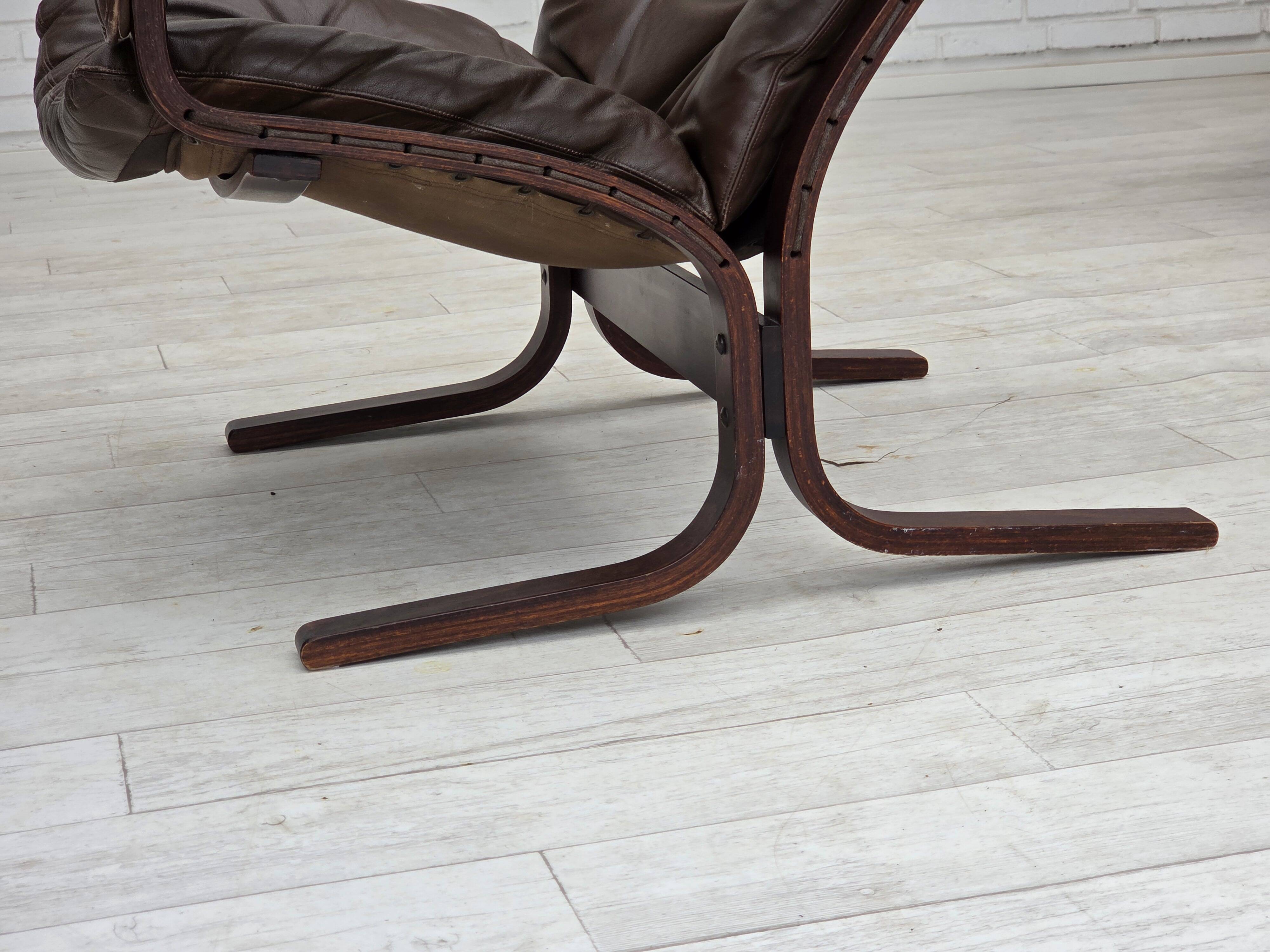 1970s, Norwegian design by Ingmar Relling for Westnofa, model "Siesta".