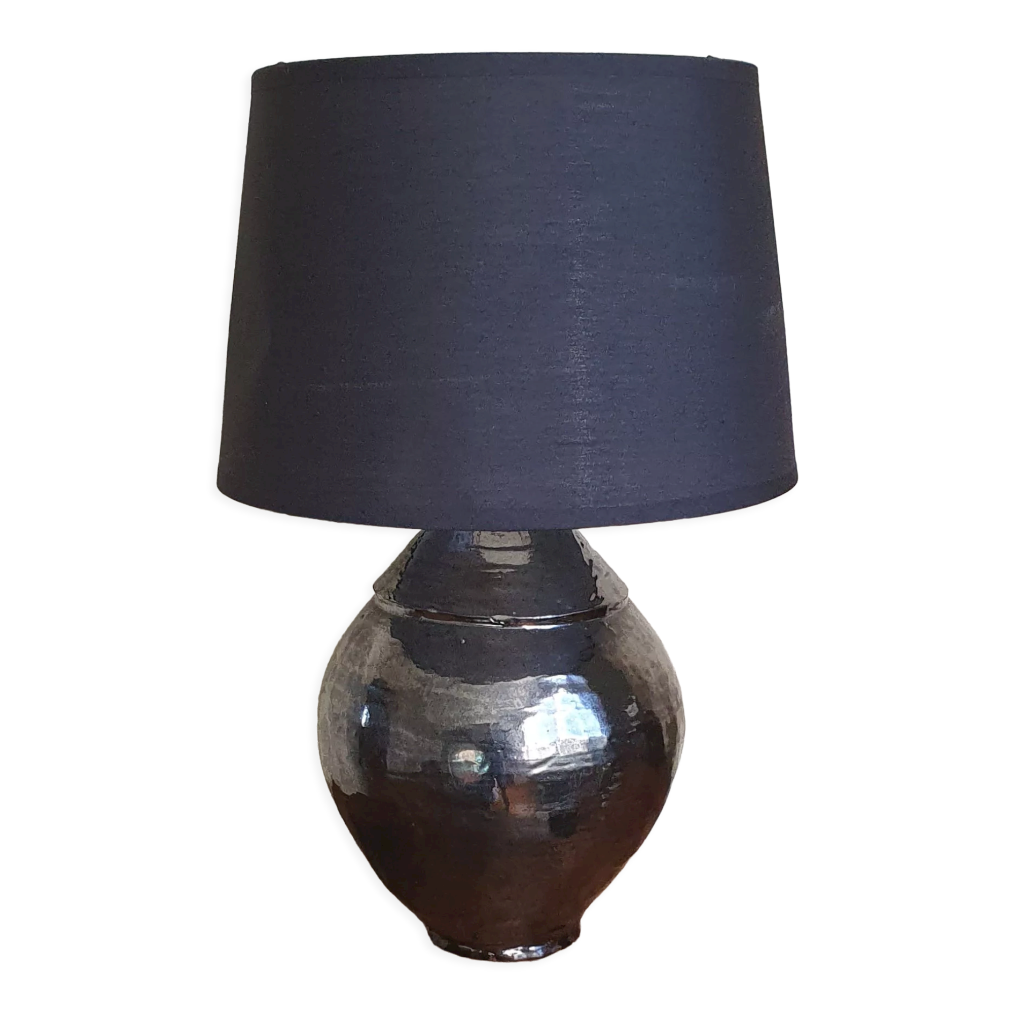 Black ceramic lamp