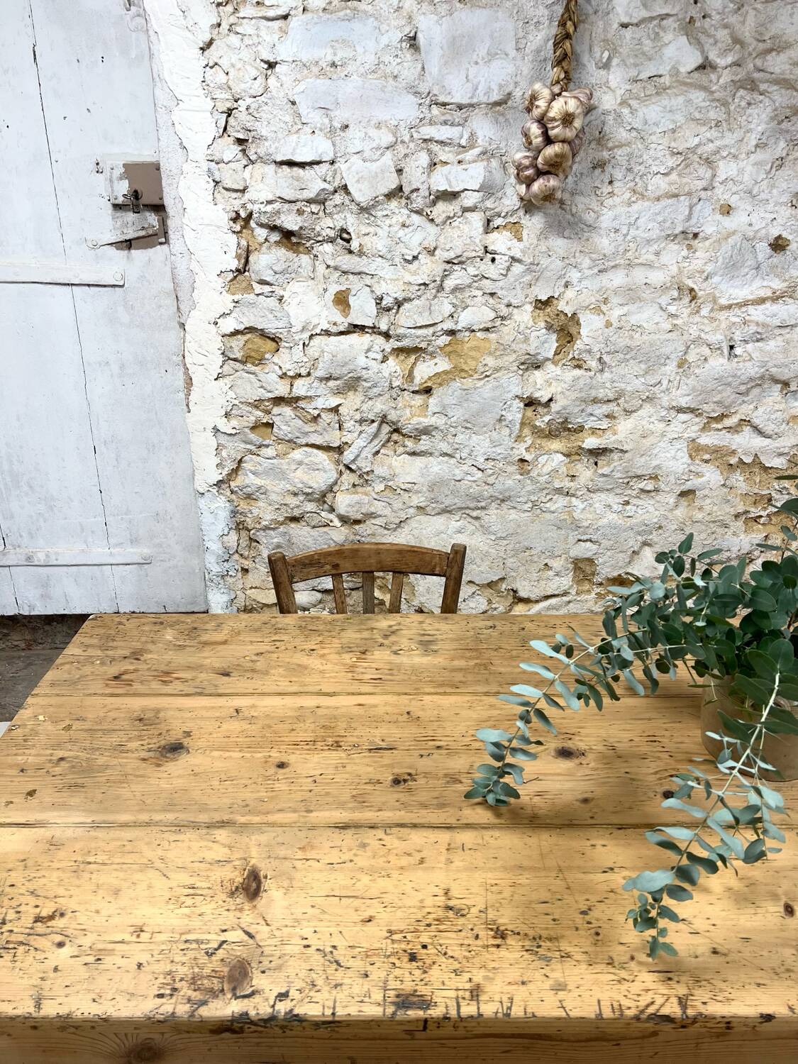 Farm table