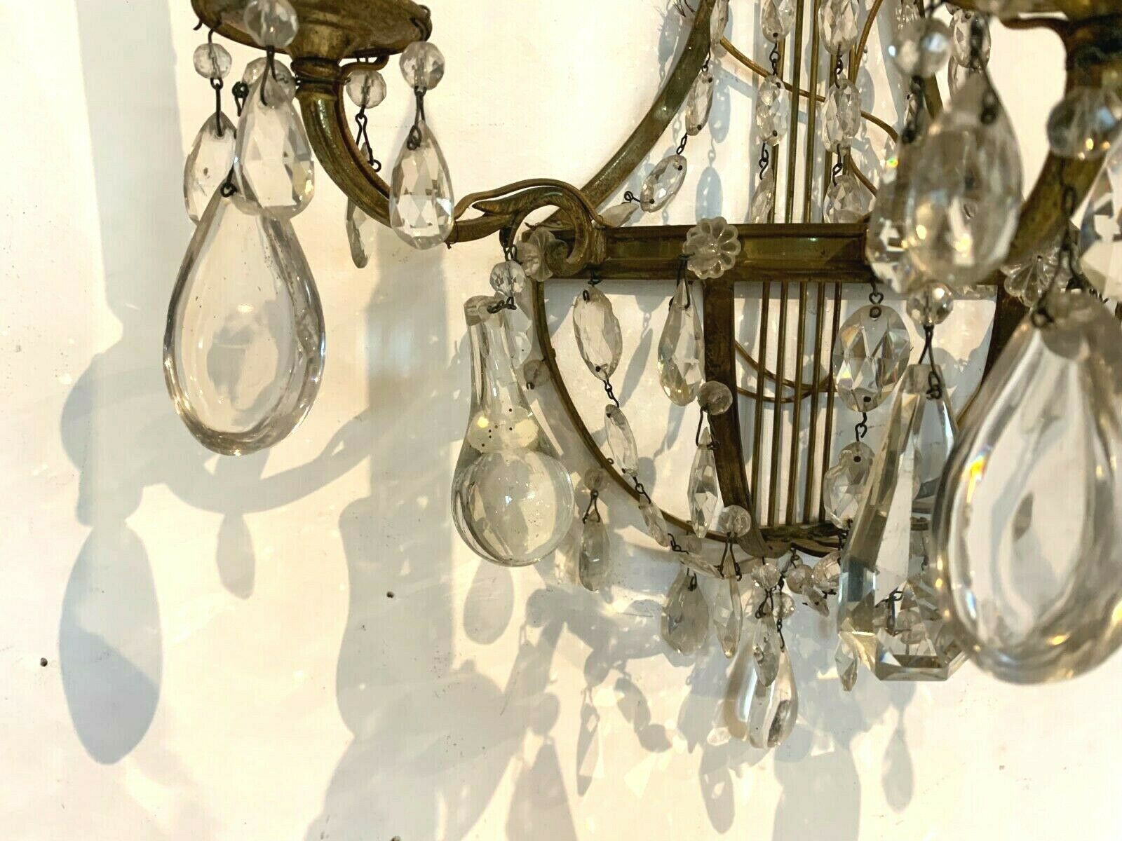 Pair of wall lamps bronze basket and grapevines XX century