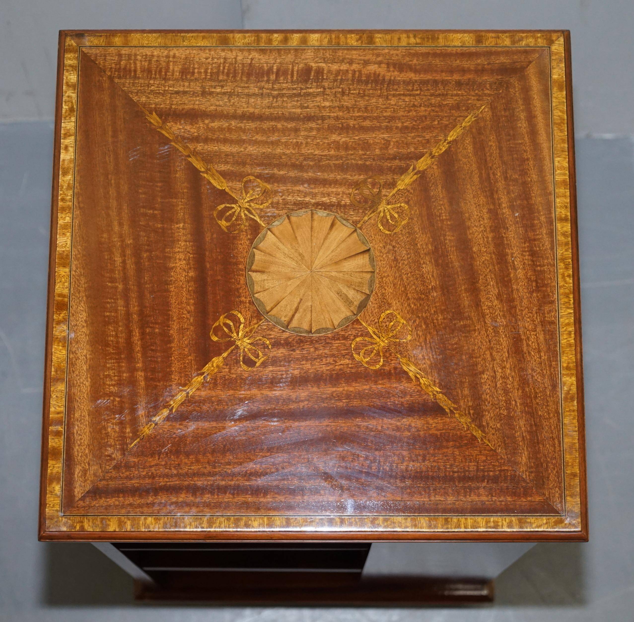 Edwardian burr walnut revolving bookcase with Sheraton inlays circa 1900