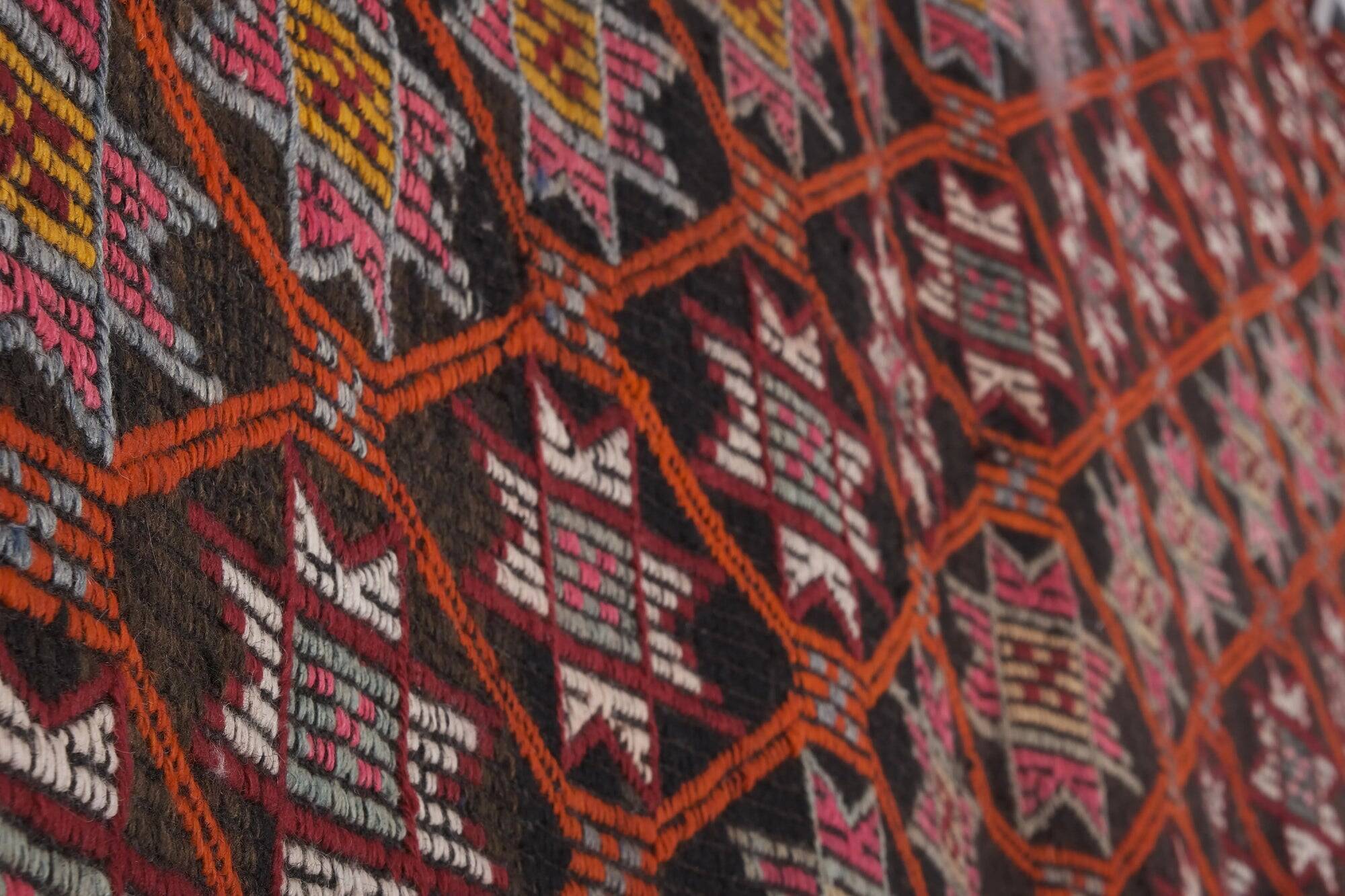 Vintage Turkish rug handmade 157x266 cm