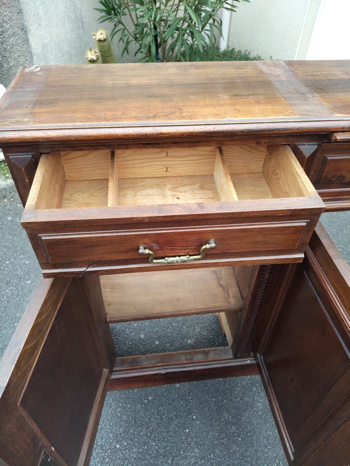 Low library workbench