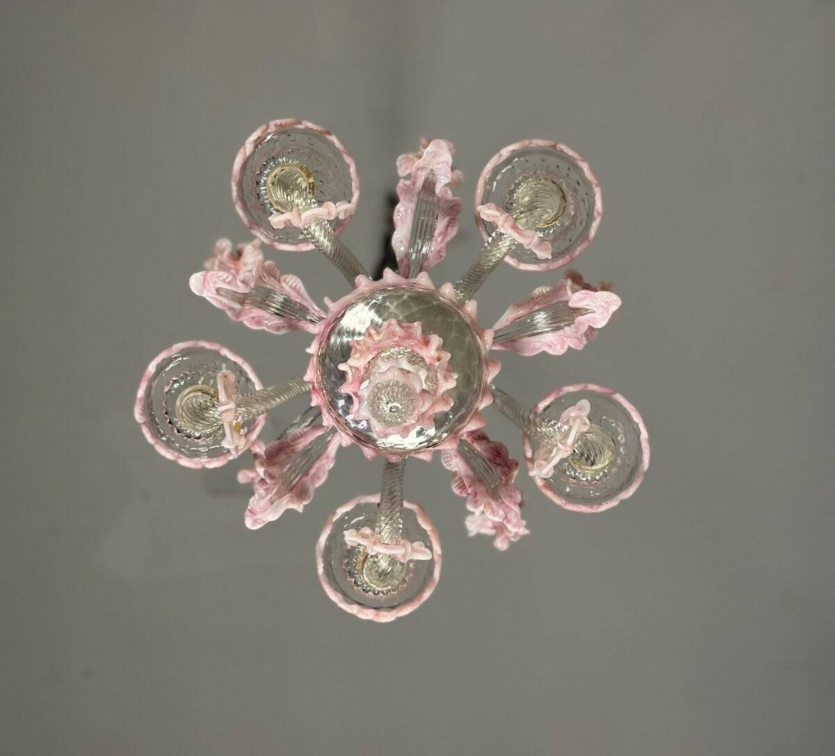 Small venetian chandelier in colorless and pink murano glass 5 arms of light circa 1920