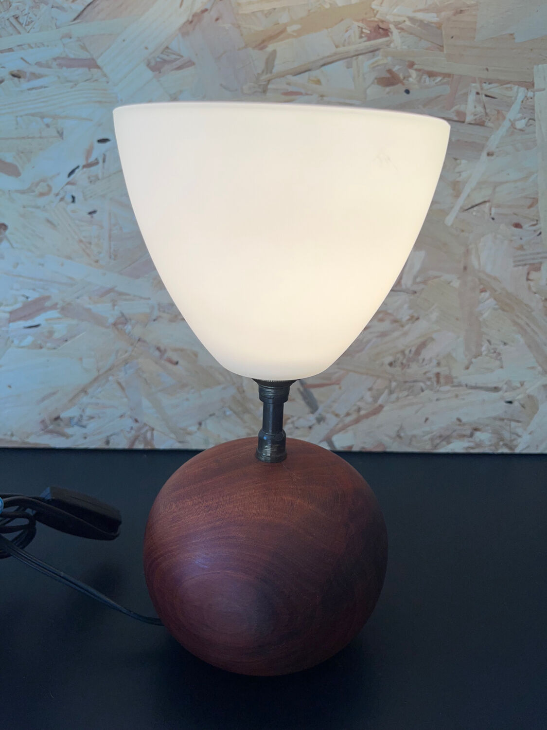Small model wooden ball lamp with molded glass tulip