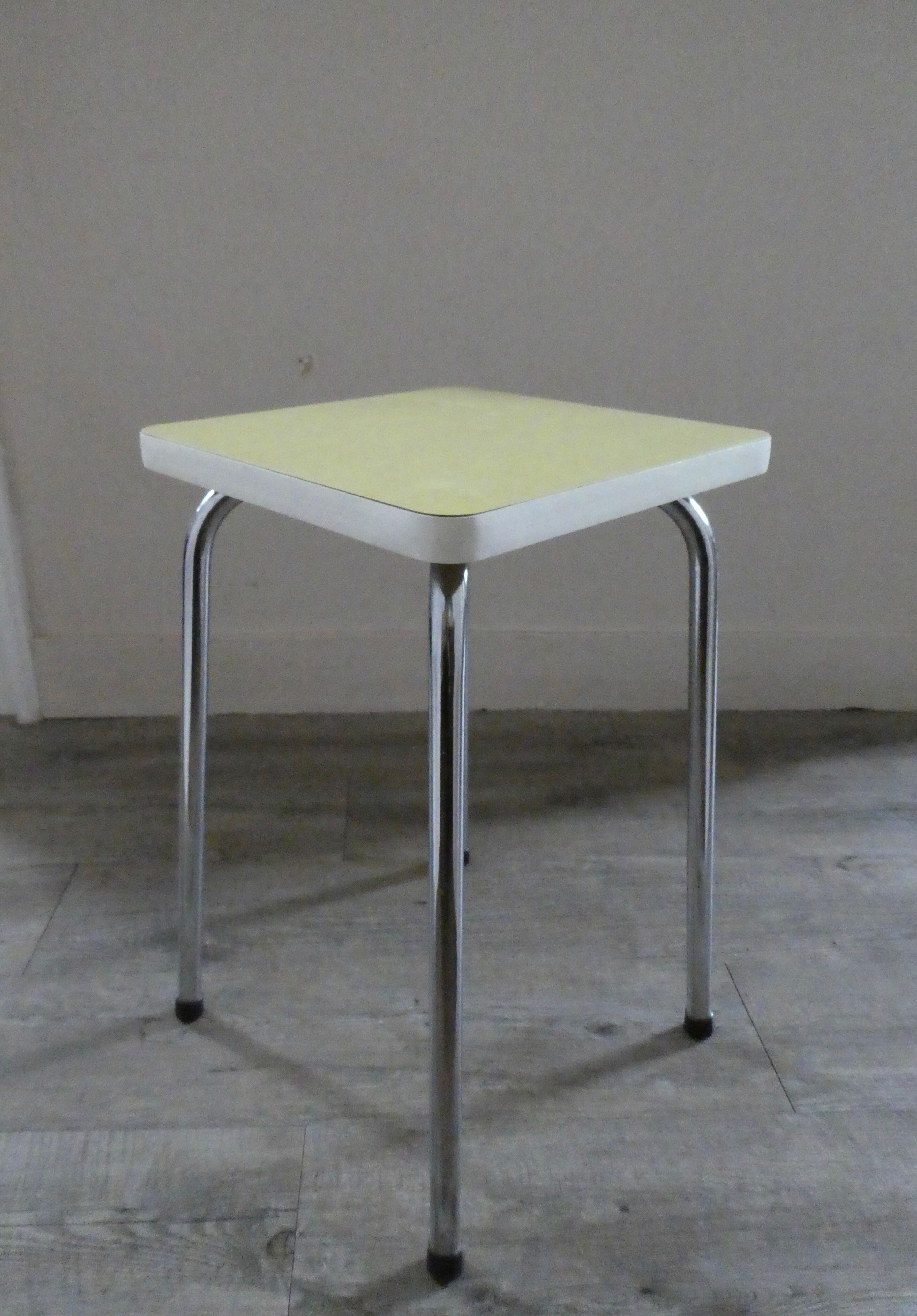 Tabouret in formica from the 60s