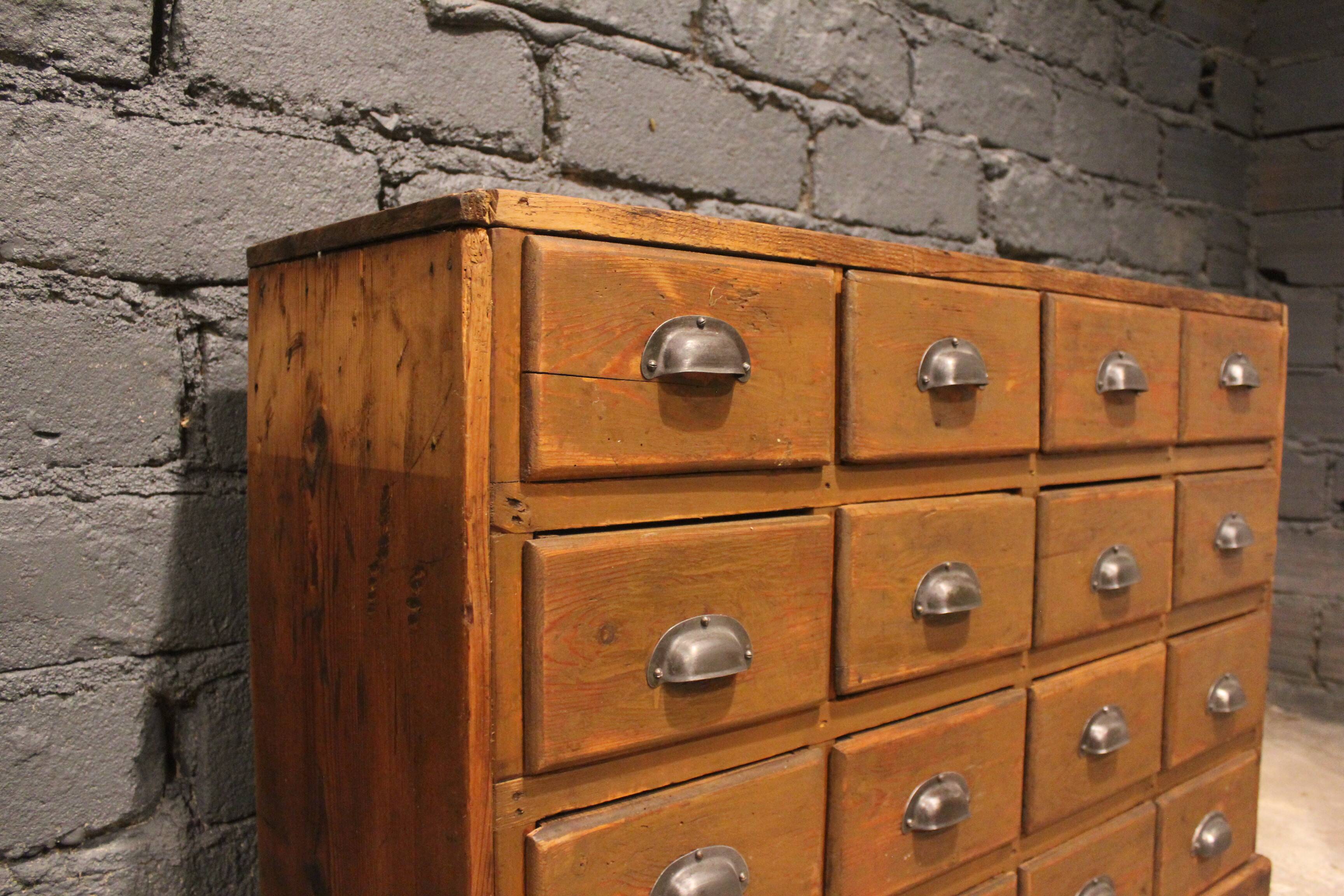 16-drawer craft cabinet
