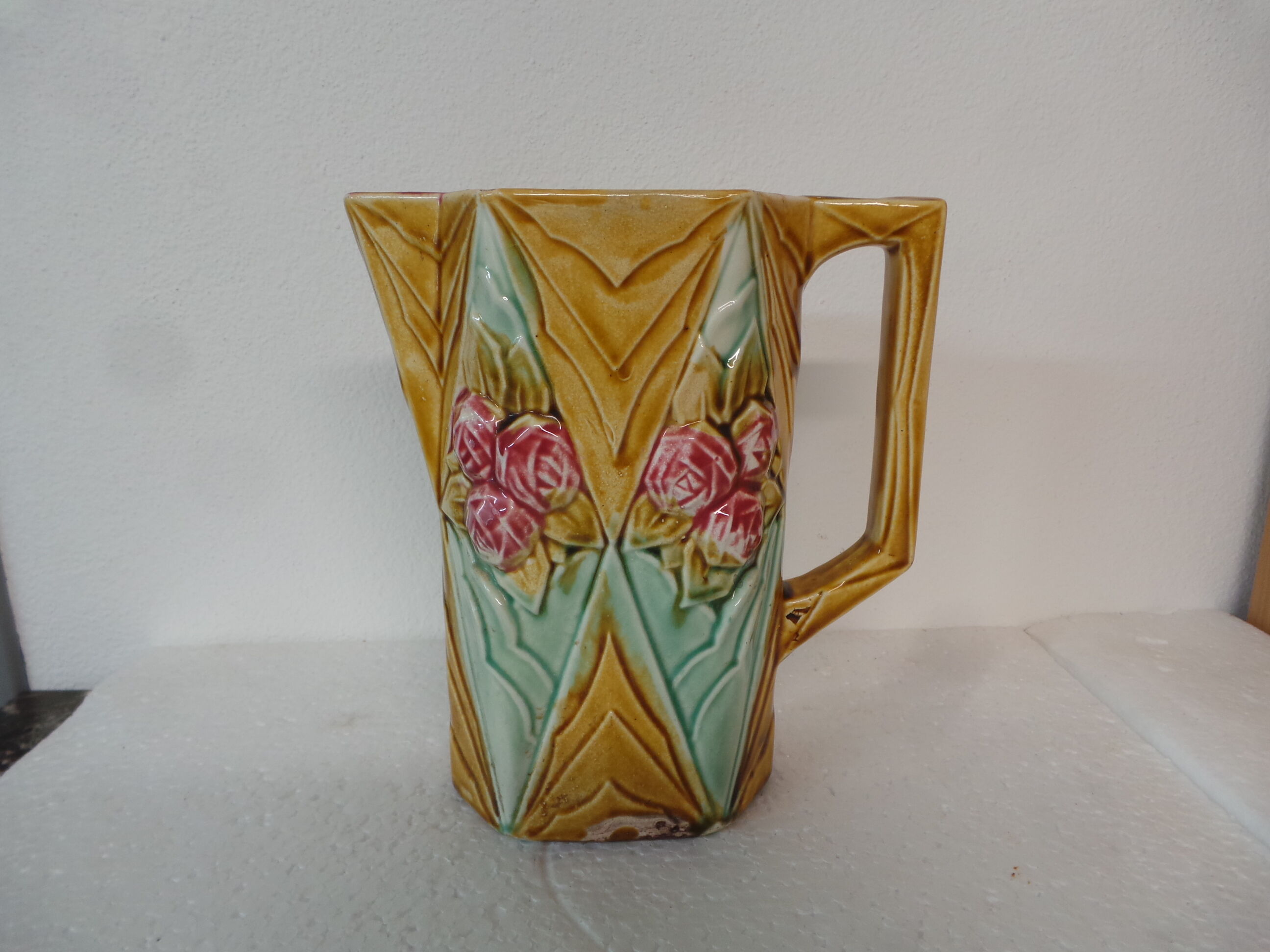Pitcher dabbling with floral decoration onnaing France