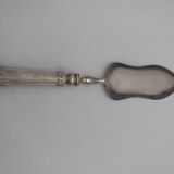 Silver and silver-filled pie server. 19th century.
