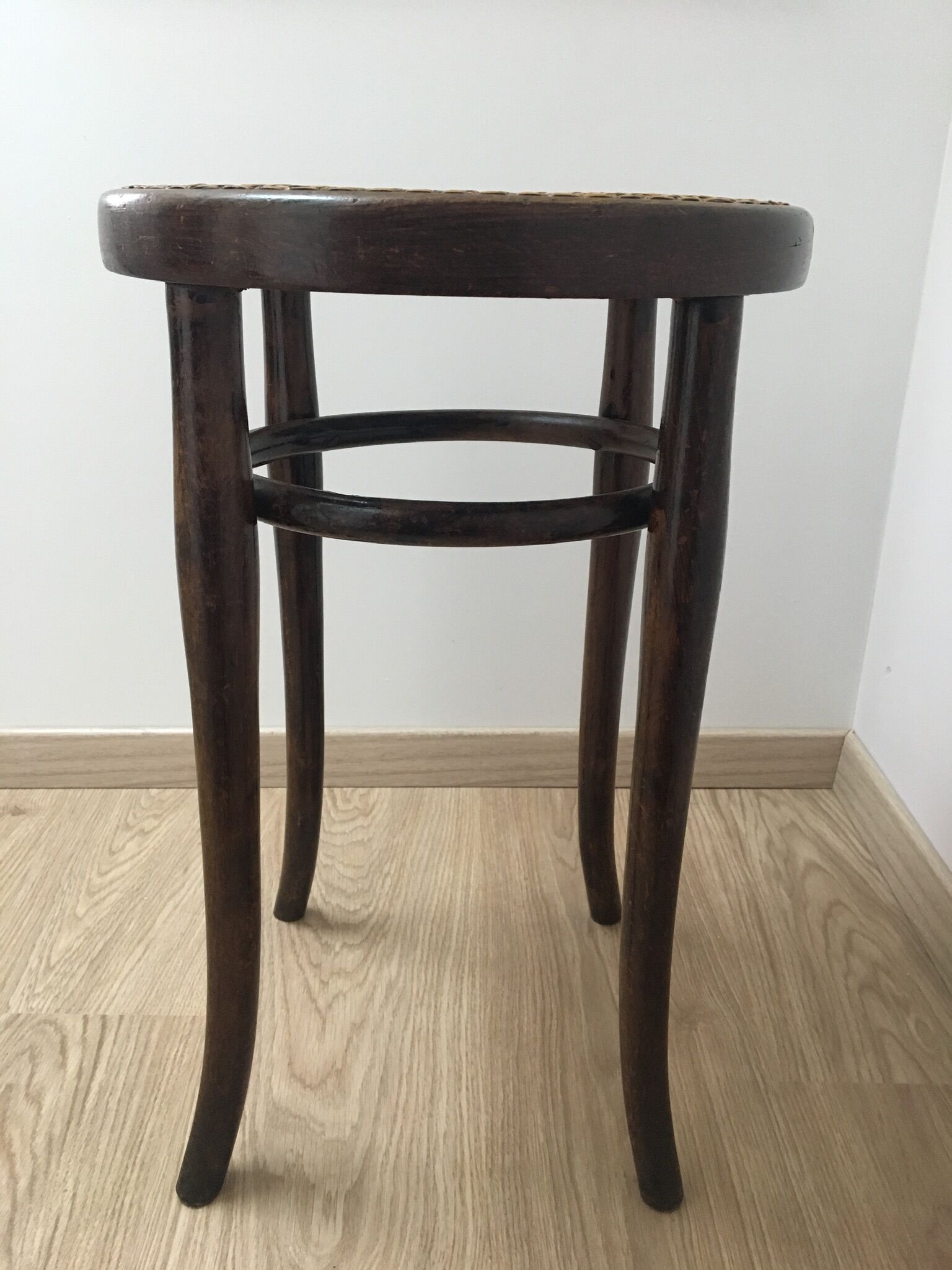 Tabouret Thonet debut du XX siècle