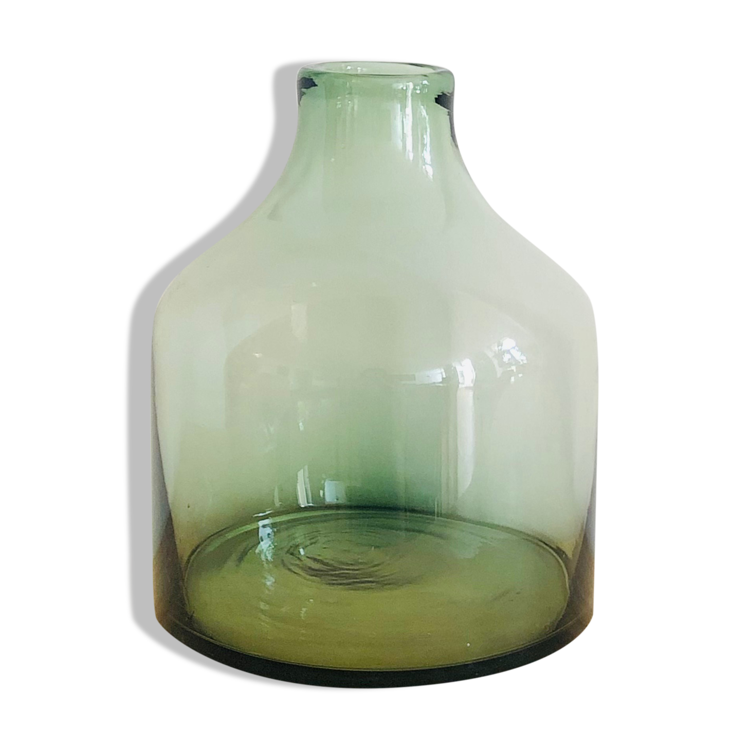 Glass vase style lady jeanne