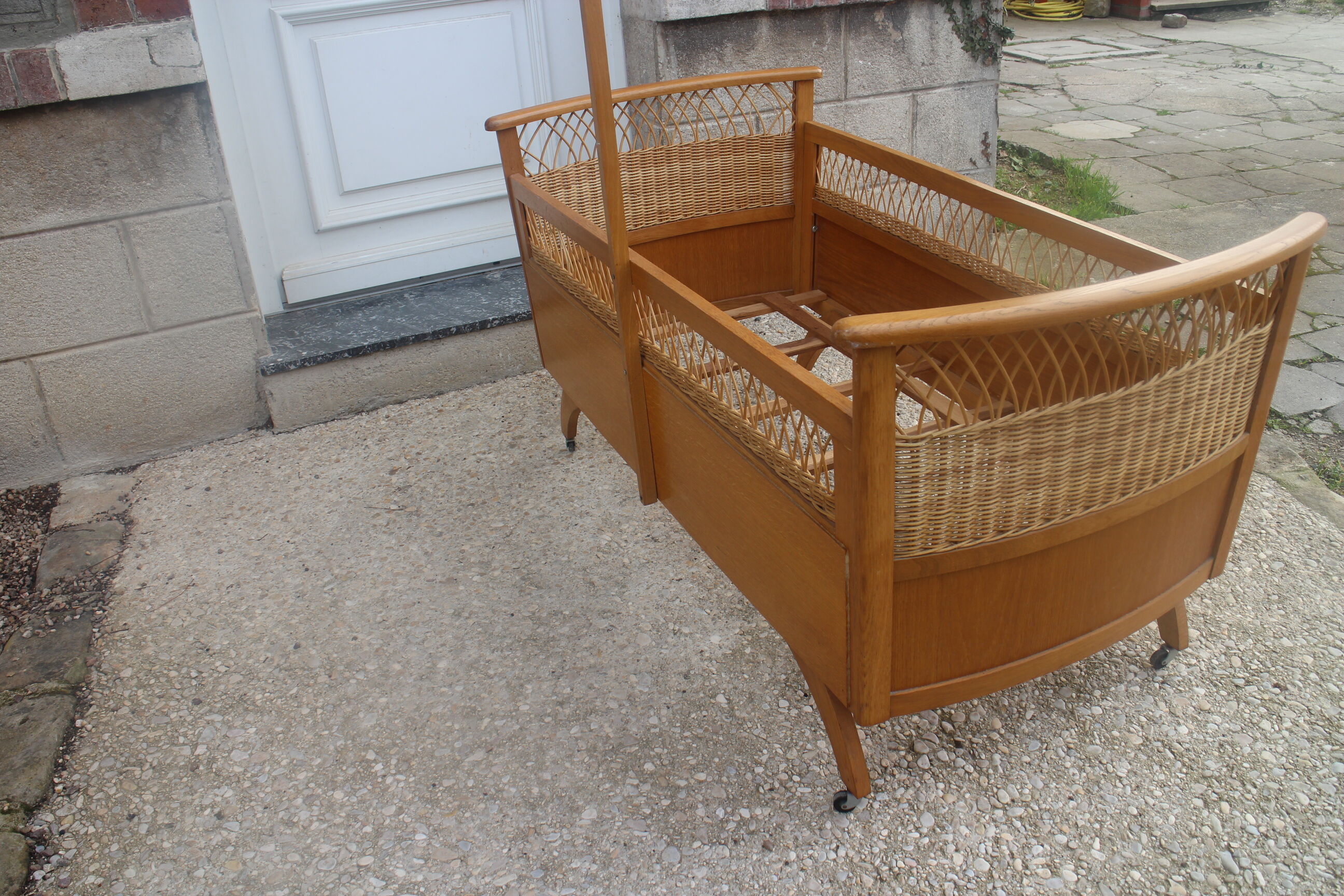 Child bed rattan wood 1960