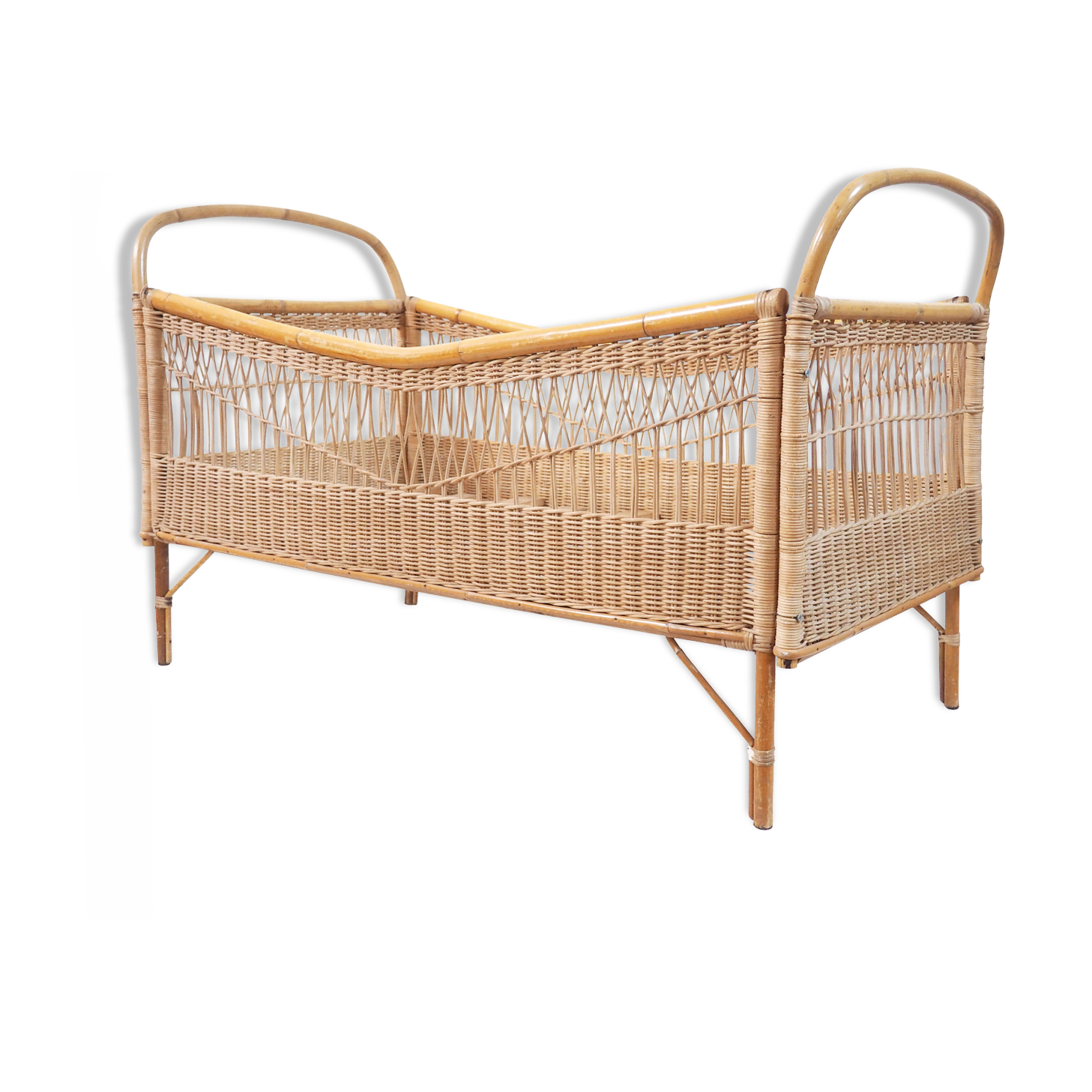 Child rattan bed
