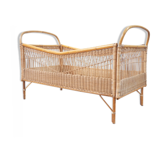 Child rattan bed