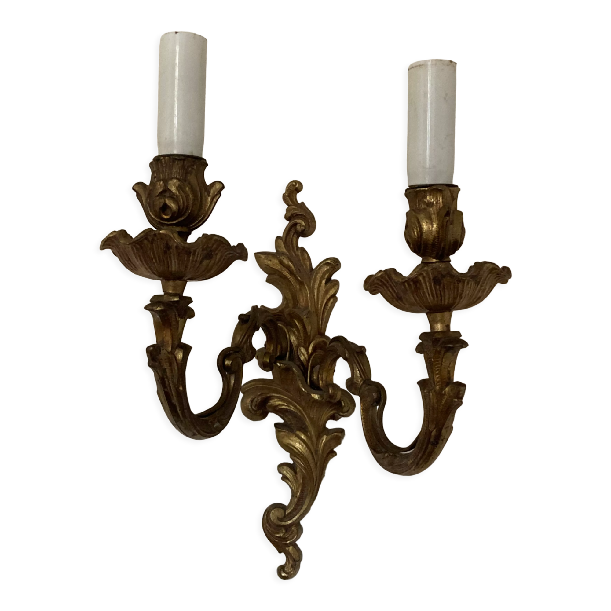 Wall lamp in gilded bronze style Louis XV rocaille with 2 branches